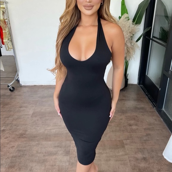 Black halter midi dress 🖤 - Picture 1 of 2